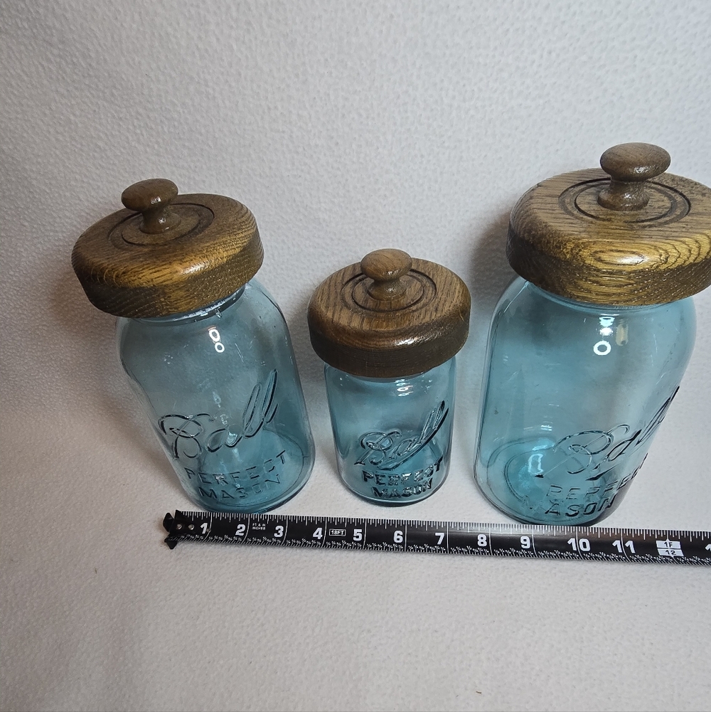 Mason Blue Jars with Brown Lids - Picture 2 of 5